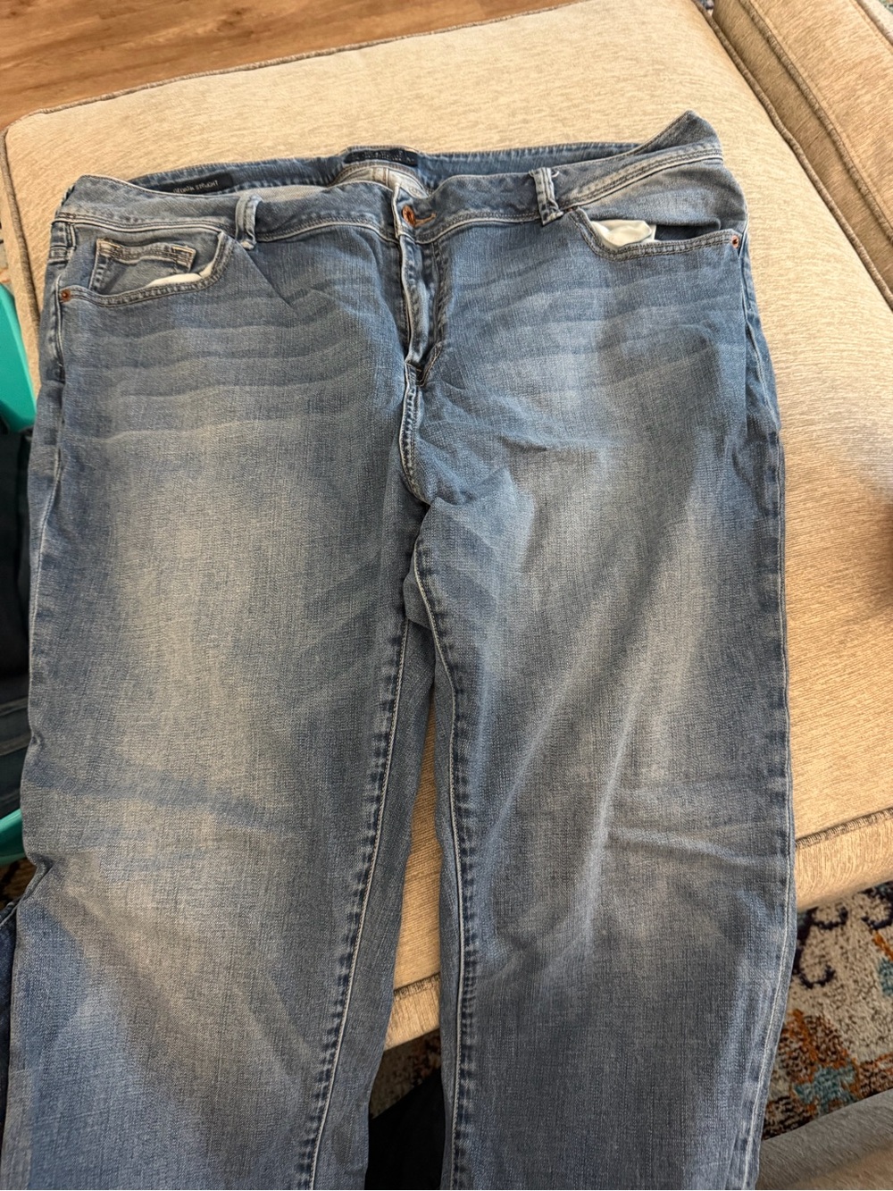 Lucky Brand Straight-Leg Women's Denim Jeans in Faded Blue